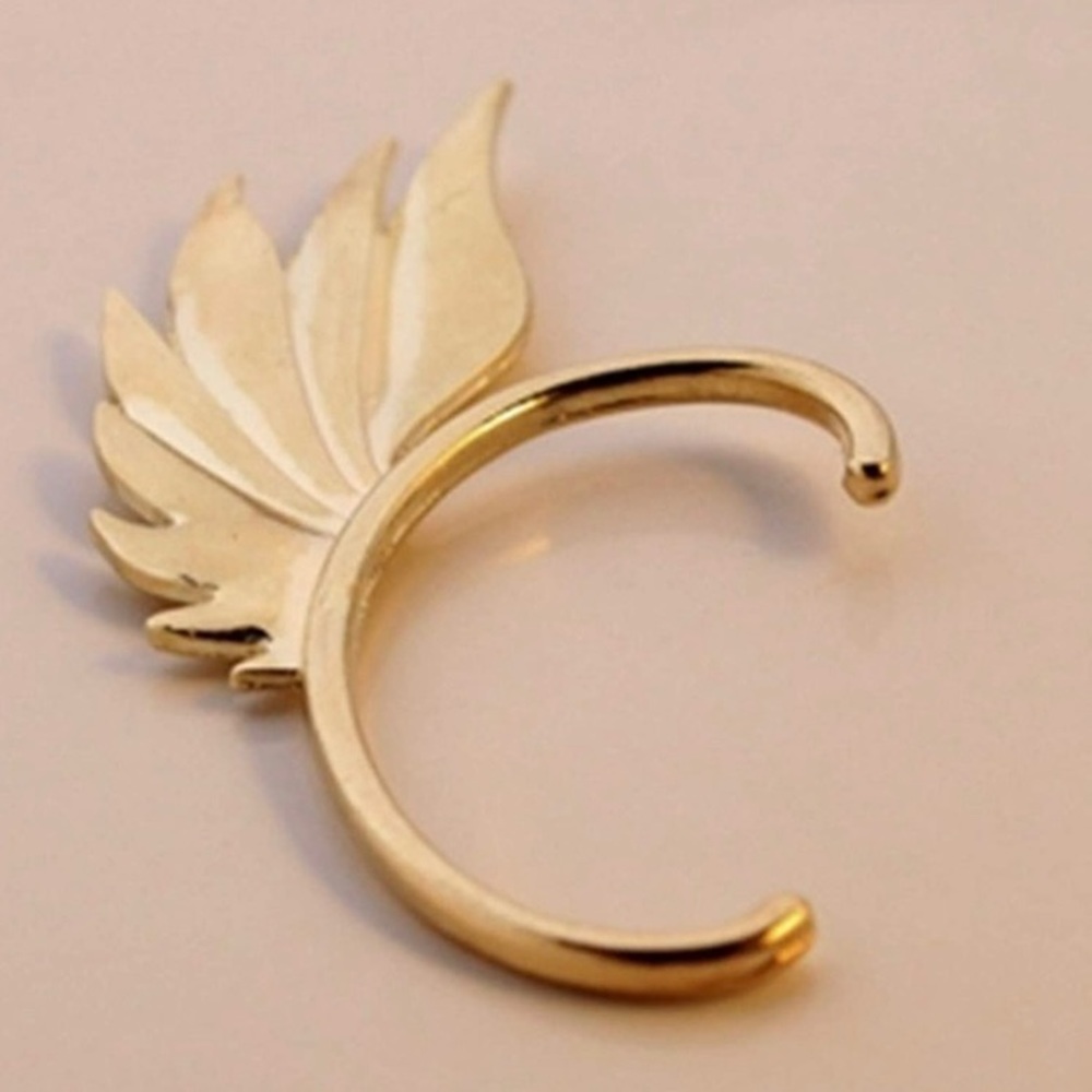 Fairy Wing Ear Cuff - Picture 2 of 2
